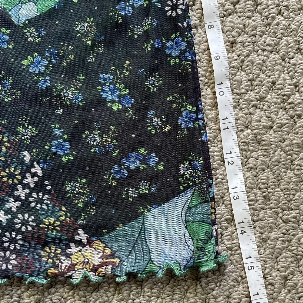 Urban Outfitters print mini